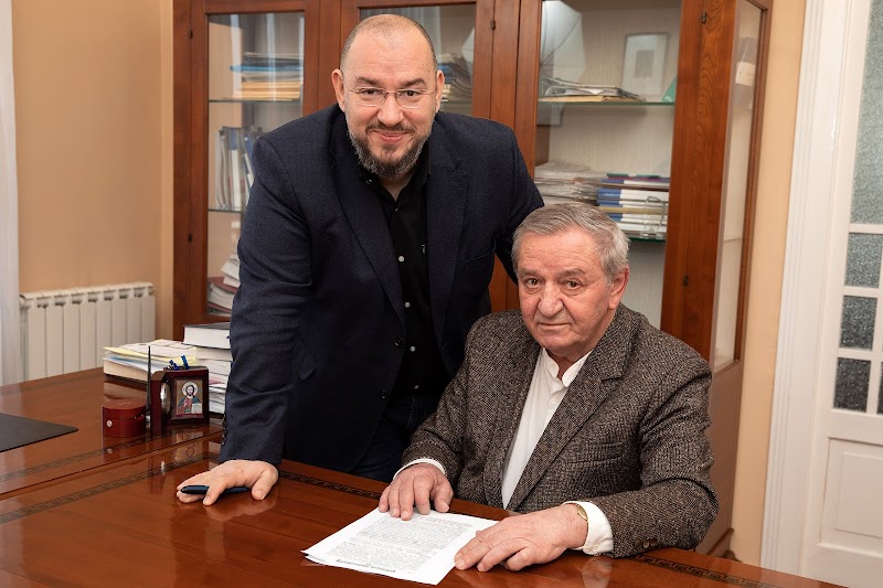 Biroul Notarilor Publici Dehelean Cornel Şi Dehelean Silviu