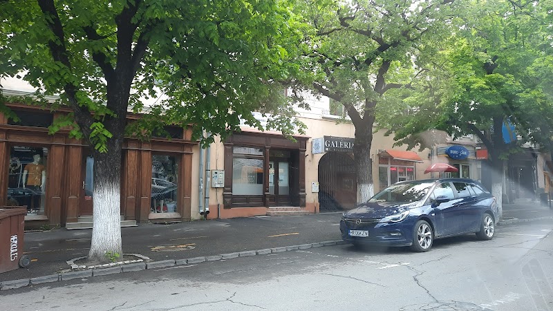 B.N.P. LAJOS AGNES