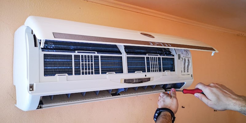 CLC - Aer Conditionat ARAD Igienizare - Montaj - Freon
