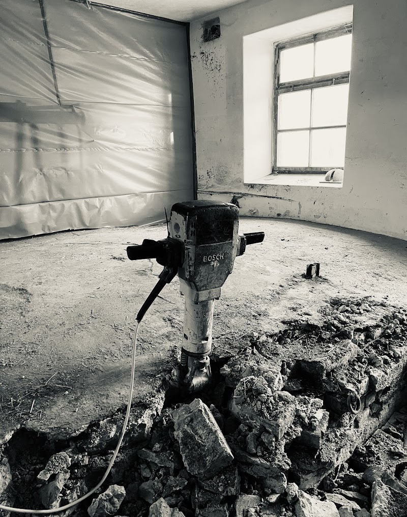 DPC - Demolări manuale și mecanizate