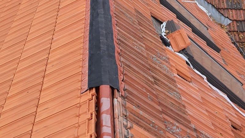Durumoi Construct - Reparații și montaj Acoperiș Salonta-Oradea-Cluj-Satu Mare