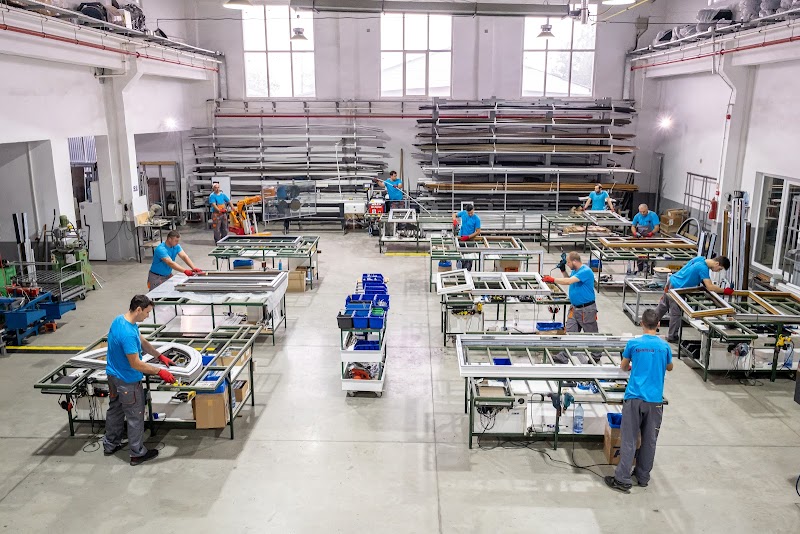 GAMA PLAST - ferestre si usi din PVC