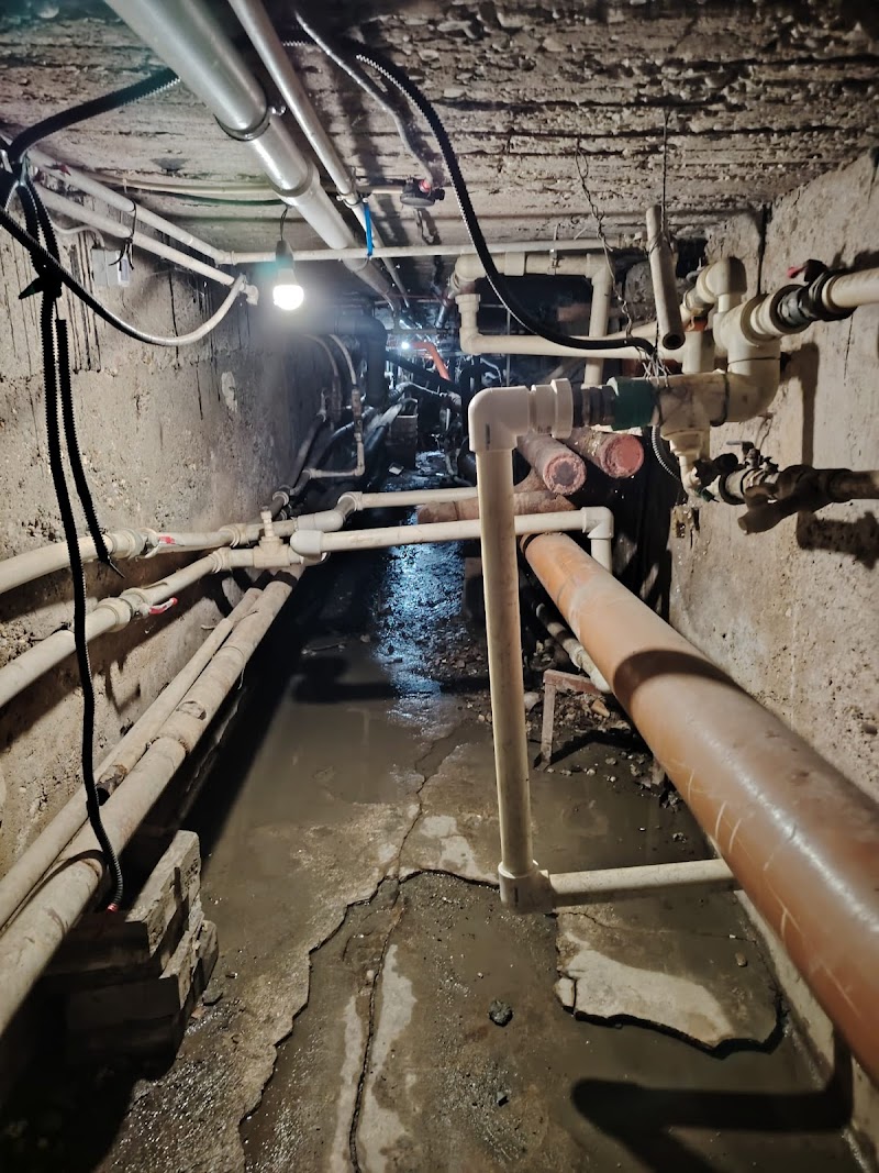 Instalator sanitar Electrician autorizat