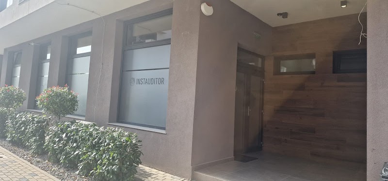 INSTAUDITOR S.R.L