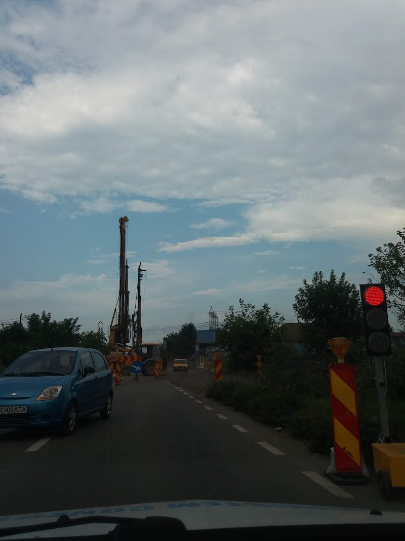 MAXPLAST excavator de închiriat , utilaje