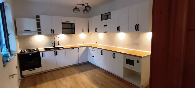Platforma lift exterior bacau