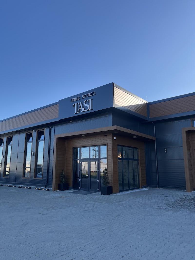 Tasi Home Studio